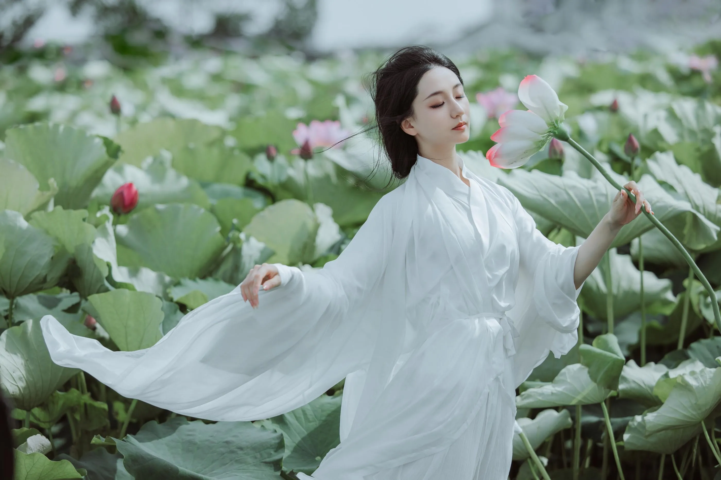 [YITUYU艺图语]2022.08.06 荷花 柒苡安 [23P]插图9